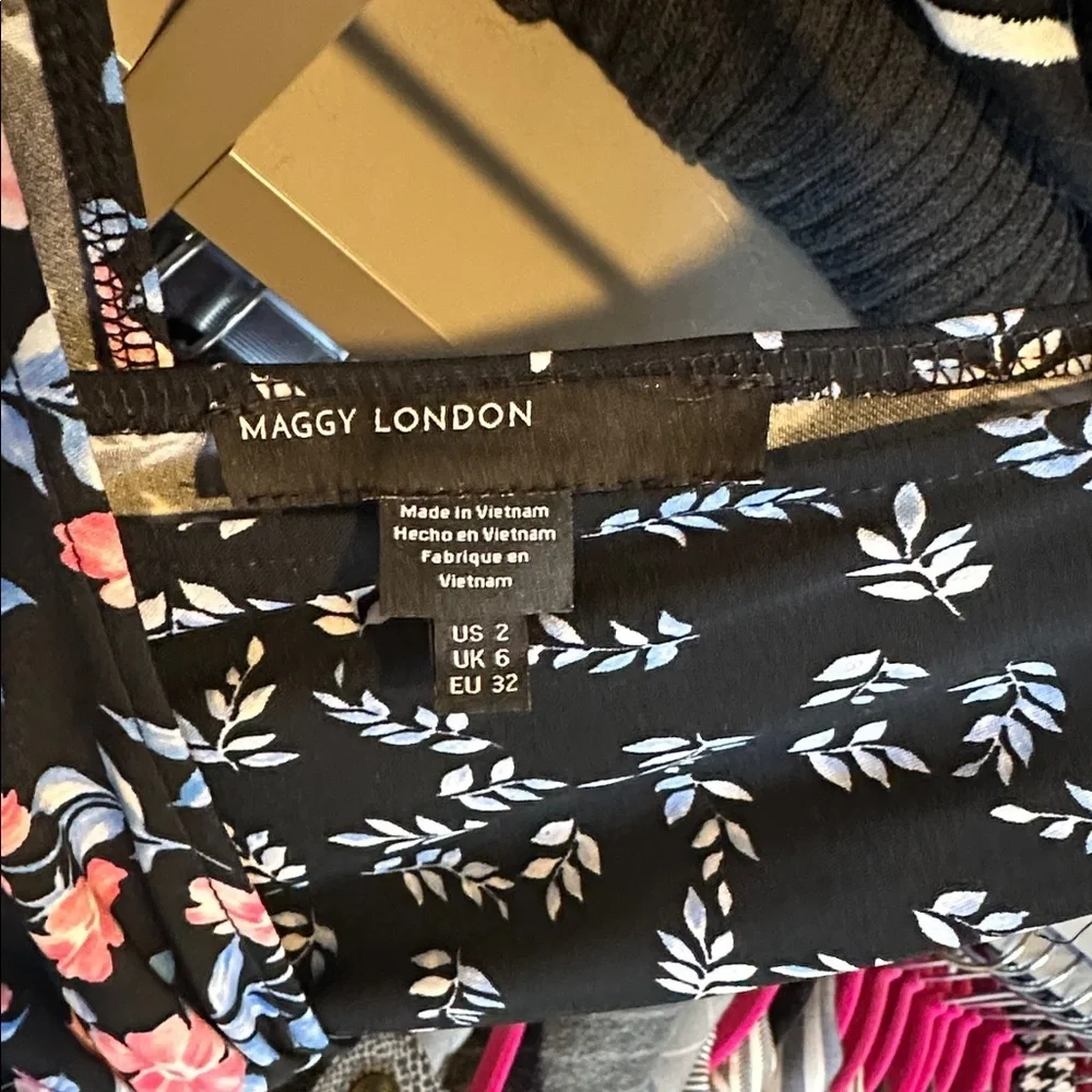 Maggy London black/pink/blue floral cap sleeve v neck midi dress size 2 - Picture 2 of 3